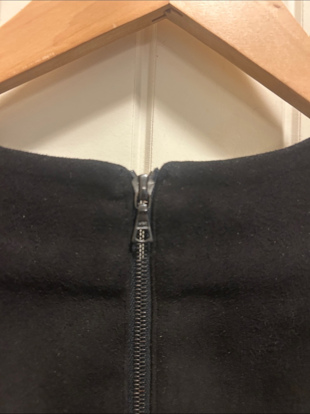 The Row lambskin 8 Black Long-Sleeve top - Picture 5 of 8